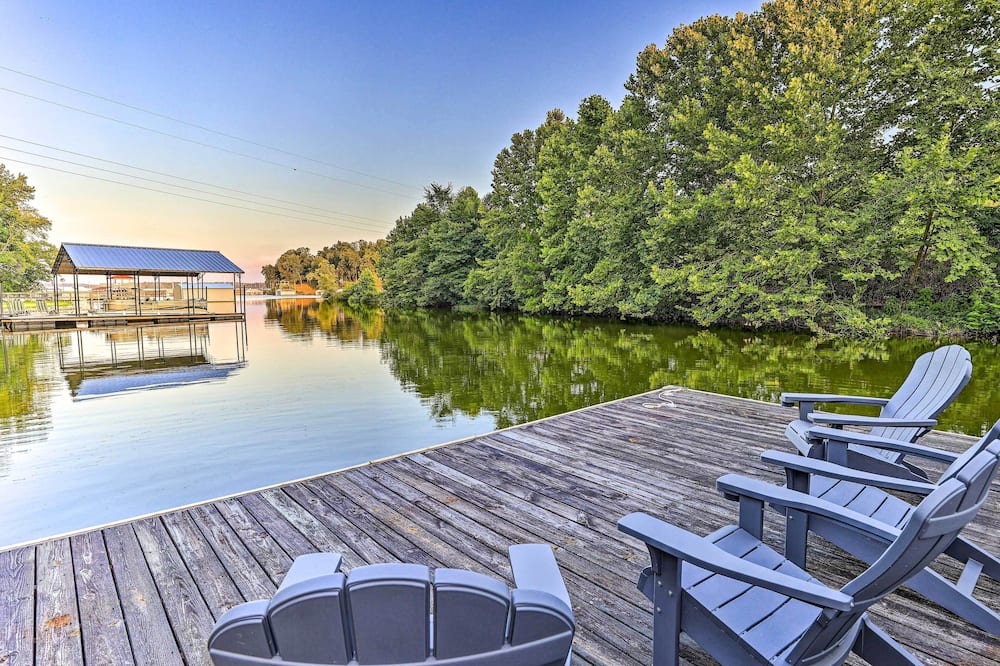 Pickwick Lake Airbnb & Cheap Cabin Rentals from 60 AirCabins