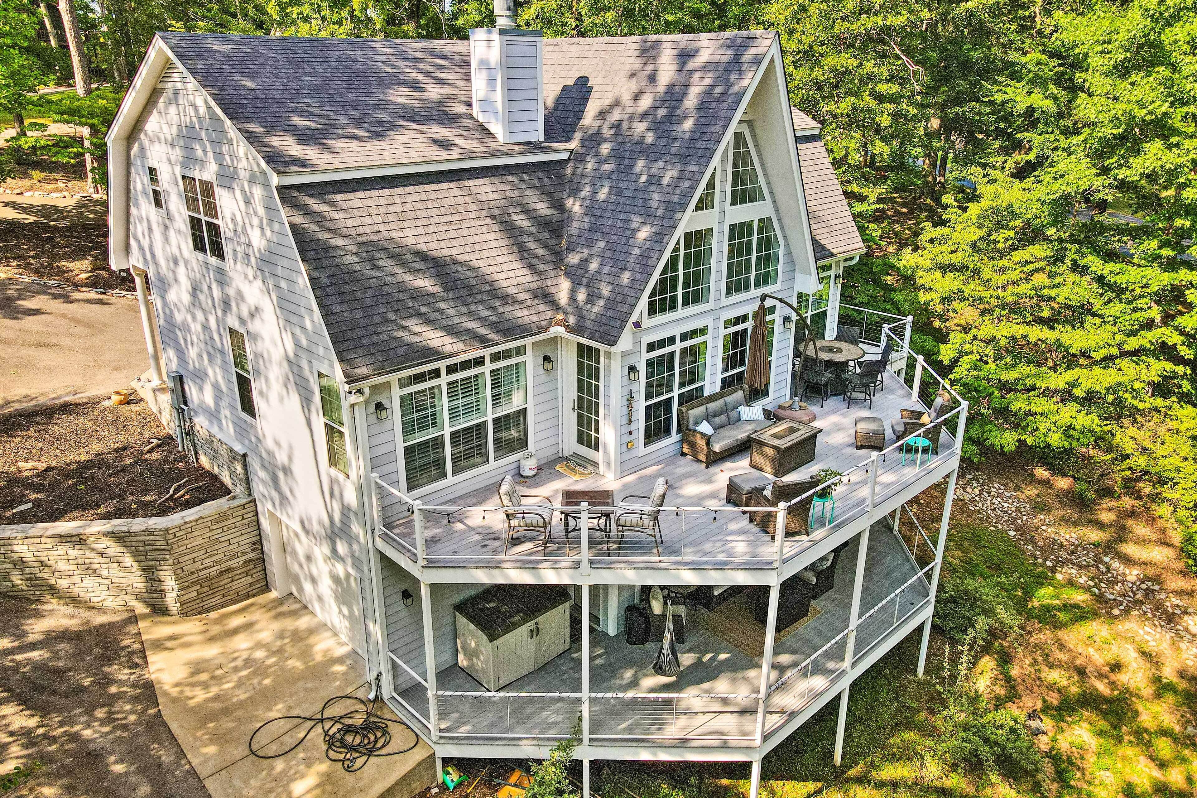 House (5 Bedrooms) | Interior