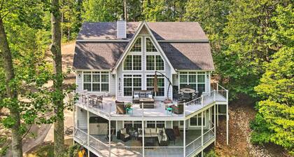 Luxurious Waterfront Home on Pickwick Lake!