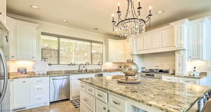 Luxurious Waterfront Home on Pickwick Lake!