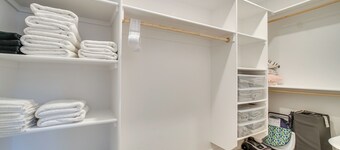 New Meadows Golf Resort Vacation Rental w/ Hot Tub