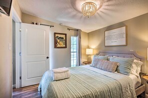 House (1 Bedroom) | Interior - Dock Access + Rooftop Deck: Cabin on Lake Conroe (Willis)