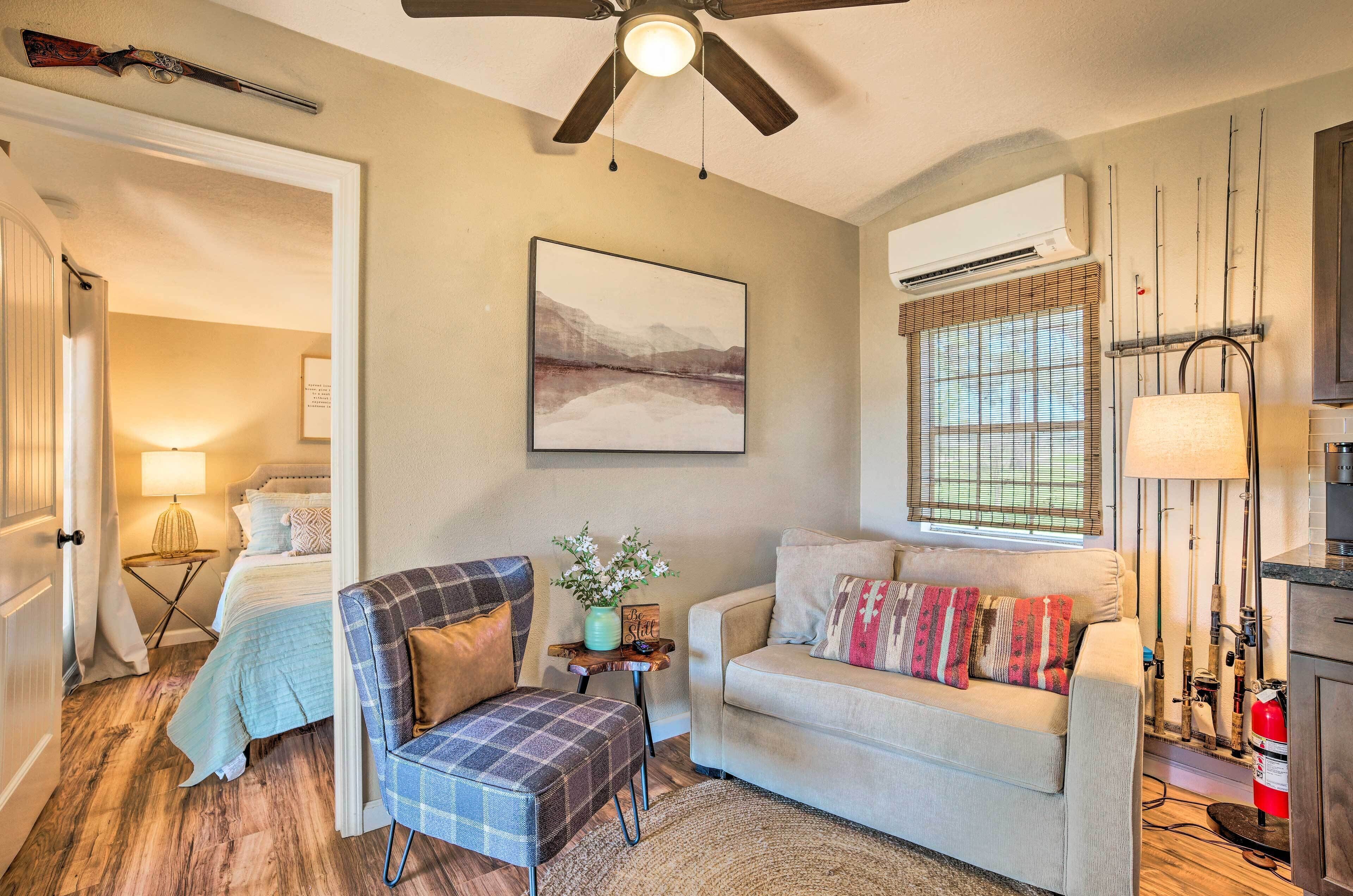 Newly Built Lake Conroe Vacation Rental w/ Dock!