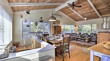 Cottage (3 Bedrooms) | Interior