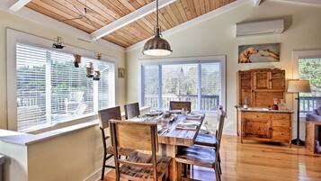 Cottage (3 Bedrooms) | Interior