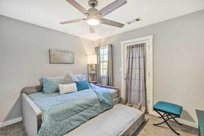 Apartment (2 Bedrooms) | Interior - Chic Meadowbrook Condo ~ 12 Mi to Birmingham! (Birmingham)
