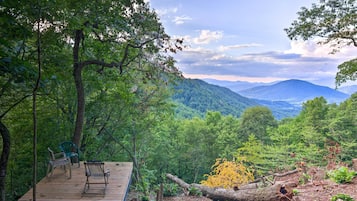 House (2 Bedrooms) | Front of property