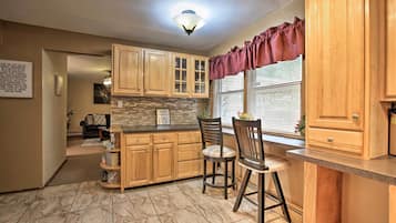 Rumah (4 Bedrooms) | Interior