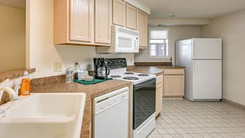 Apartment (1 Bedroom) | Interior