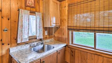 Apartment (0 Bedroom) | Interior