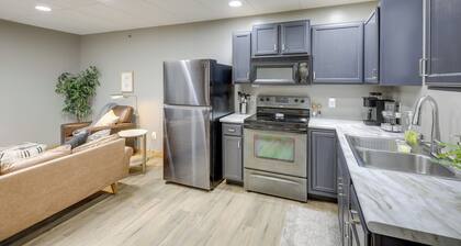 Modern Yankton Apartment Near Riverside Park!