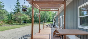 Quiet Lakefront Grand Rapids Cabin on 5 Acres