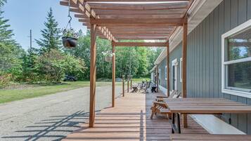 Tempat makan outdoor