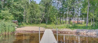 Quiet Lakefront Grand Rapids Cabin on 5 Acres