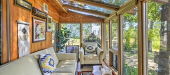 Scenic Lake Almanor Home w/ Mountain Views!
