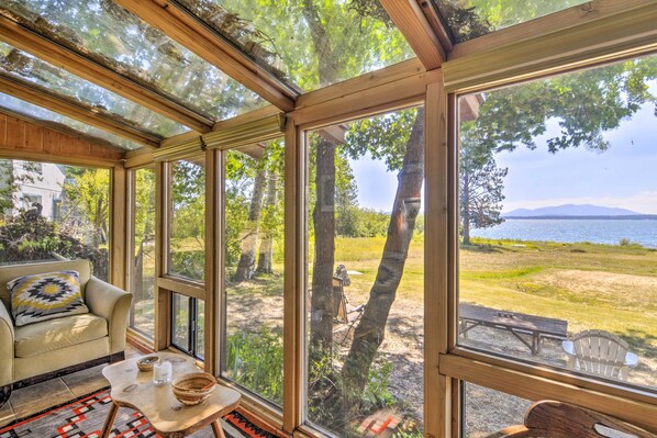 House (4 Bedrooms) | Front of property - Scenic Lake Almanor Home w/ Mountain Views! (Westwood)