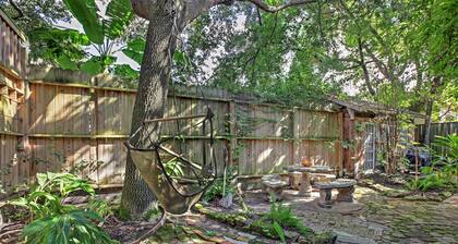 Houston Montrose Home: Walk to Bars & Restaurants!