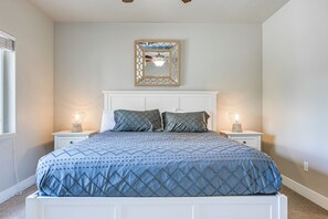 Apartment (3 Bedrooms) | Interior - Resort Pool & Hot Tub: Modern Condo in St George! (St. George)