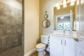 Apartment (3 Bedrooms) | Interior - Resort Pool & Hot Tub: Modern Condo in St George! (St. George)