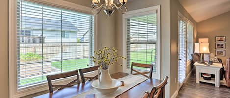 House (3 Bedrooms) | Interior