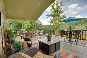 Front of property - Mountain Home Gem on River! 0.4 Mi to Boat Launch (Mountain Home)