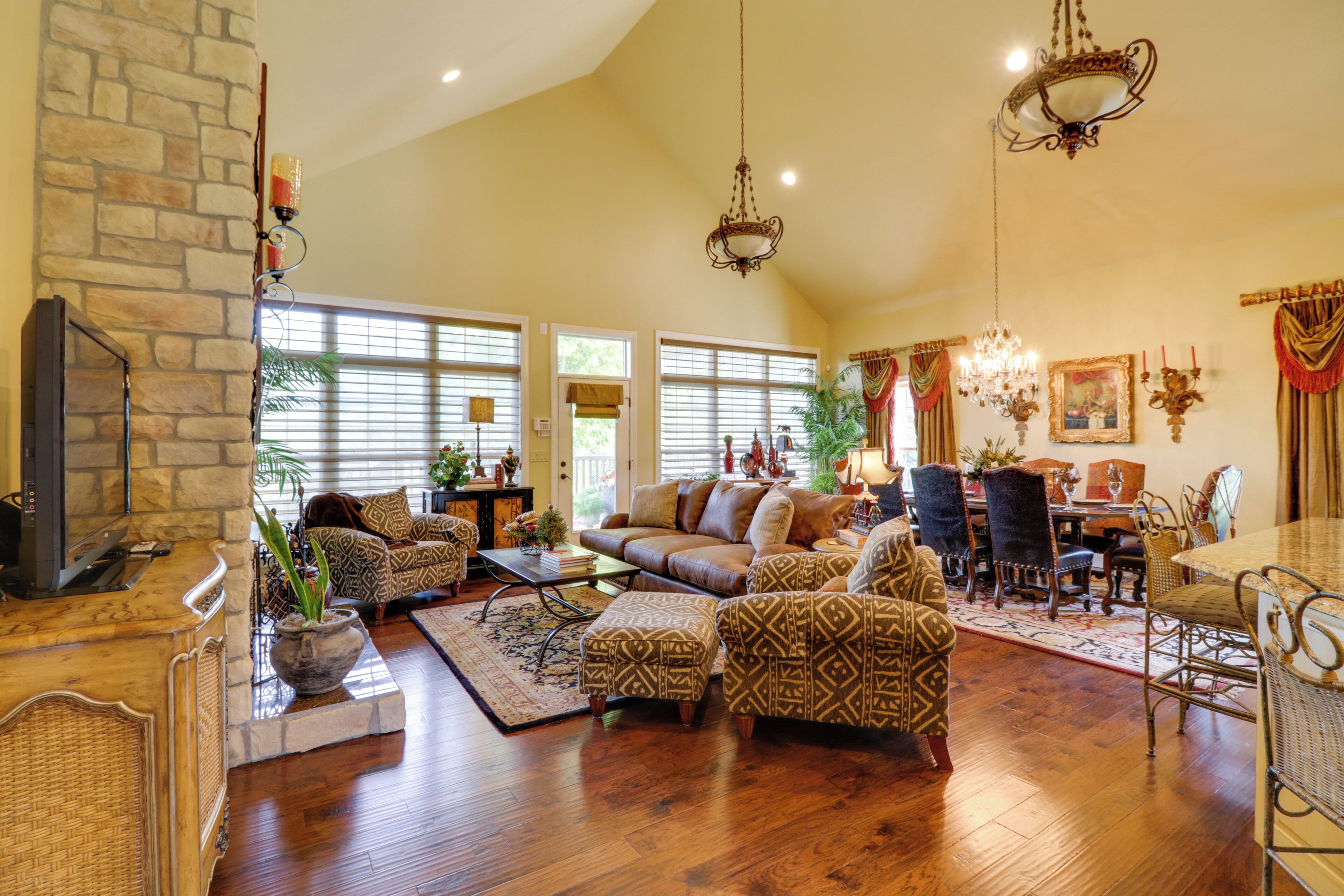 House (3 Bedrooms) | Interior