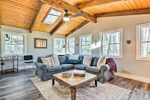 House (3 Bedrooms) | Interior - Peaceful Brevard Mountain Cabin: Hike, Golf & Swim (Brevard)