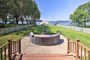 House (3 Bedrooms) | Interior - Lakefront Mabank Gem w/ Sunset Views: Pets Welcome (Mabank)