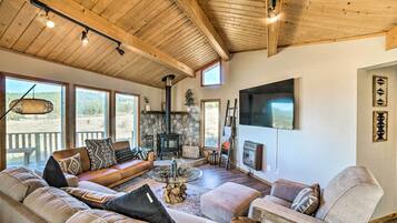 Cottage (3 Bedrooms) | Depan hartanah