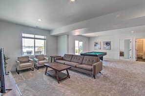 House (4 Bedrooms) | Interior - Picturesque Moses Lake House w/ Boating Dock (Moses Lake)