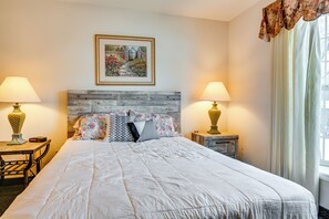 Apartment (0 Bedroom) | Interior - Close to Saginaw Bay Waterfront! Pigeon Studio (Pigeon)