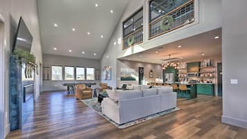 Rumah (Multiple Bedrooms) | Interior