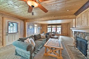 House (3 Bedrooms) | Interior - 'the Farmstead' on 10 Acres w/ Mountain Views! (Red Lodge)