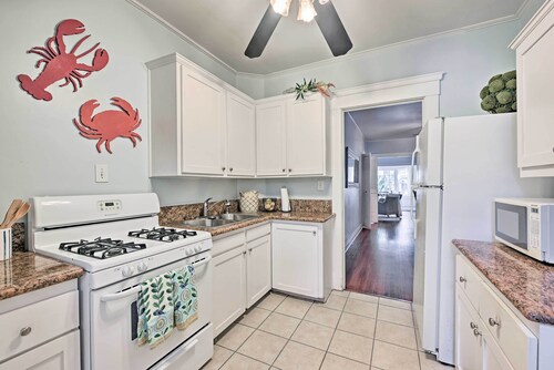 Steps to Avalon Bay: Sunny Catalina Island Home!