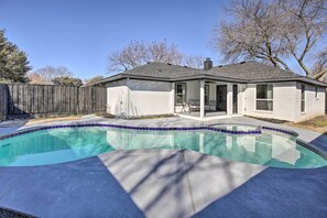 House (4 Bedrooms) | Interior - Stunning Plano Home w/ Private Pool & Hot Tub (Plano)