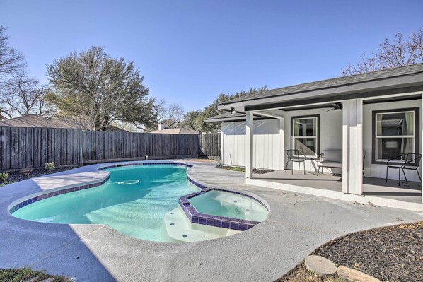House (4 Bedrooms) | Front of property - Stunning Plano Home w/ Private Pool & Hot Tub (Plano)