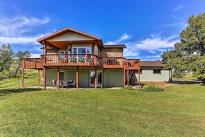 House (3 Bedrooms) | Interior - Rapid City Vacation Home w/ Wraparound Deck! (Rapid City)