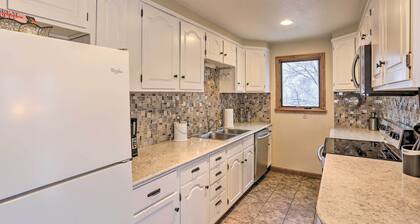 Rapid City Vacation Home w/ Wraparound Deck!