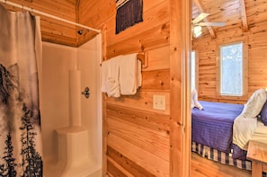 House (1 Bedroom) | Interior