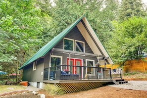 House (1 Bedroom) | Interior - Rustic Cougar Cabin w/ Wood-burning Fire Pit! (Ariel)