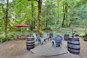 House (1 Bedroom) | Interior - Rustic Cougar Cabin w/ Wood-burning Fire Pit! (Ariel)