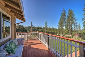 Interior - Jackson Escape w/ Hot Tub & Mtn Views! (Jackson)