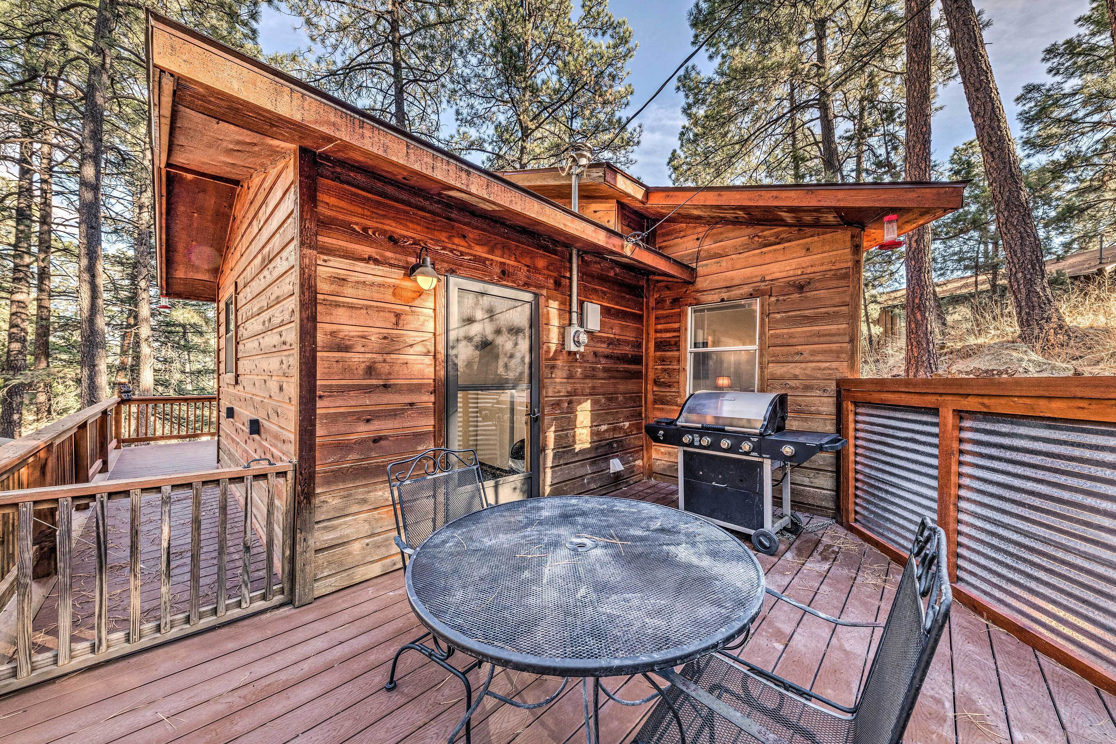 Ruidoso Alpine Retreat - 1 Mi to the Main Street!