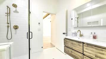 Rumah (2 Bedrooms) | Interior