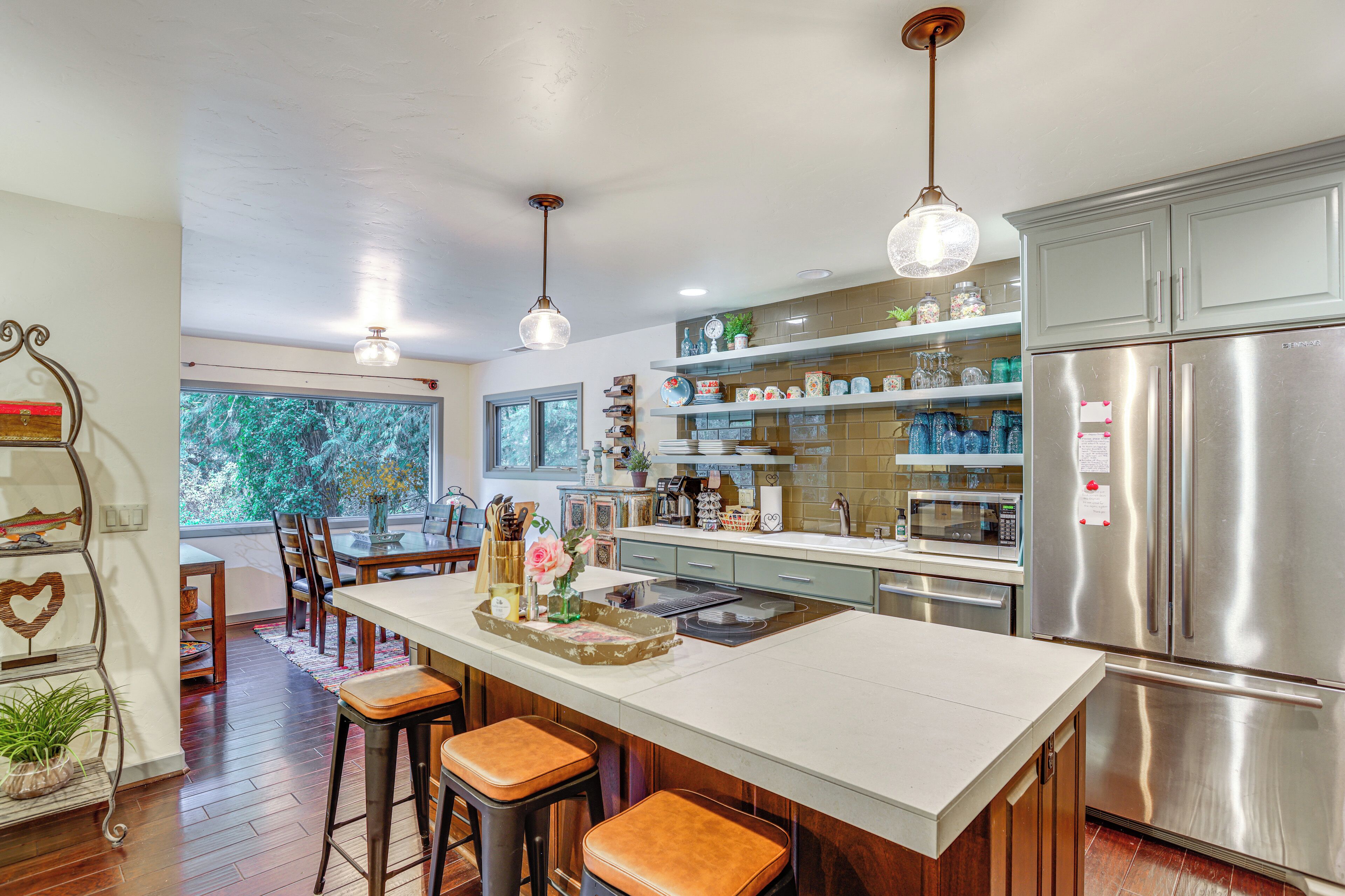 المنشأة من الداخل