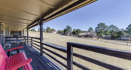 Ruidoso Condo w/ Golf View ~ 17 Mi to Ski Apache!