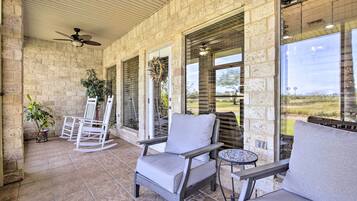 Villa (2 Bedrooms) | Interior