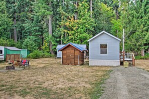 House (1 Bedroom) | Interior - Woodsy Packwood Haven w/ Golf Course Access! (Packwood)