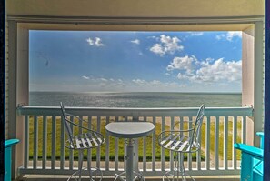 Apartment (1 Bedroom) | Interior - Oceanfront Corpus Christi Condo: Resort Perks! (Corpus Christi)