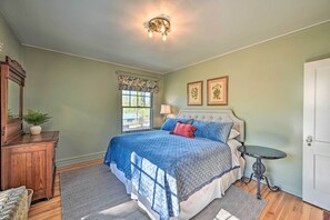 House (4 Bedrooms) - Spacious 'old Saguache Manor' - Built in 1914 (Saguache)